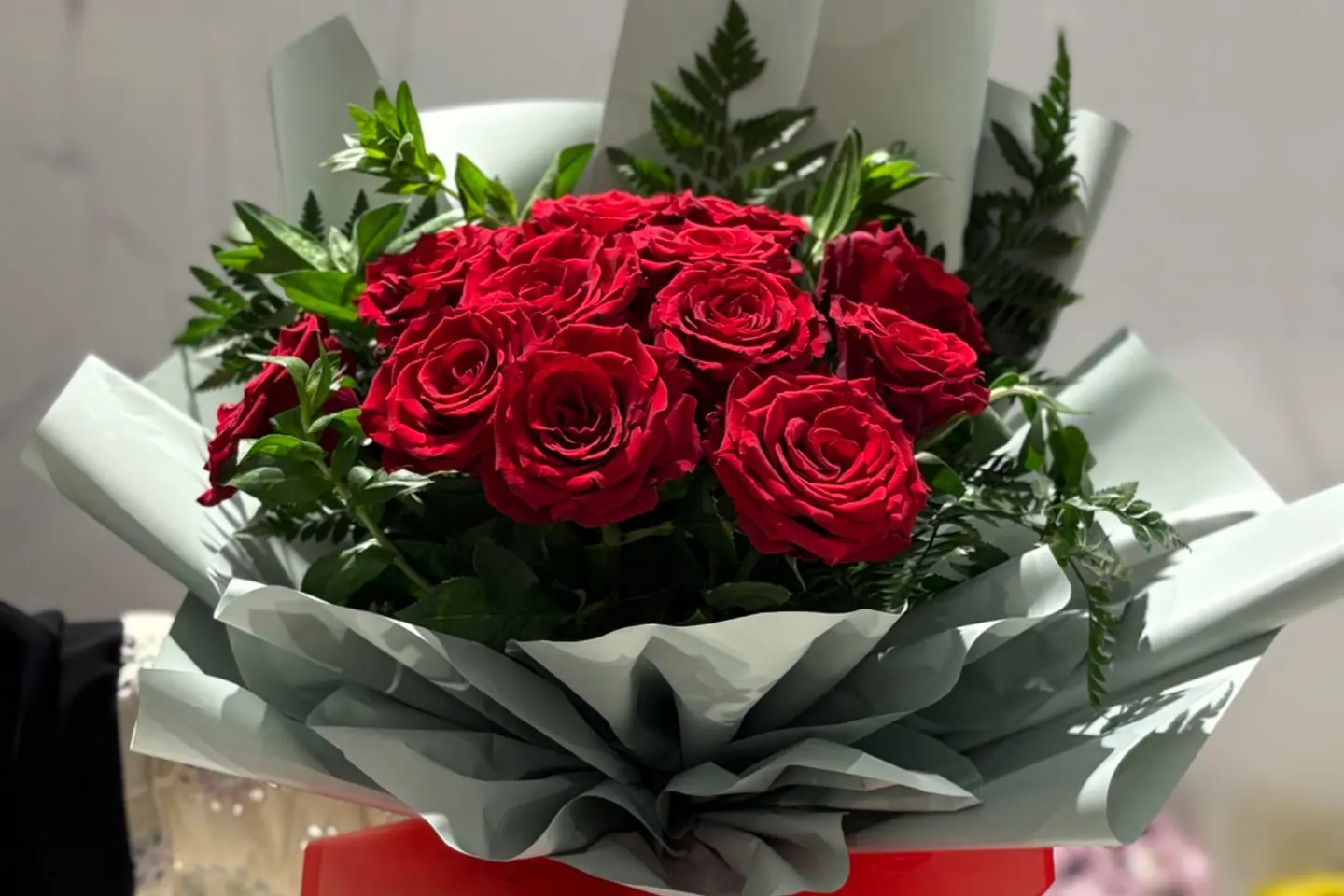 باقة الجوري الاحمر