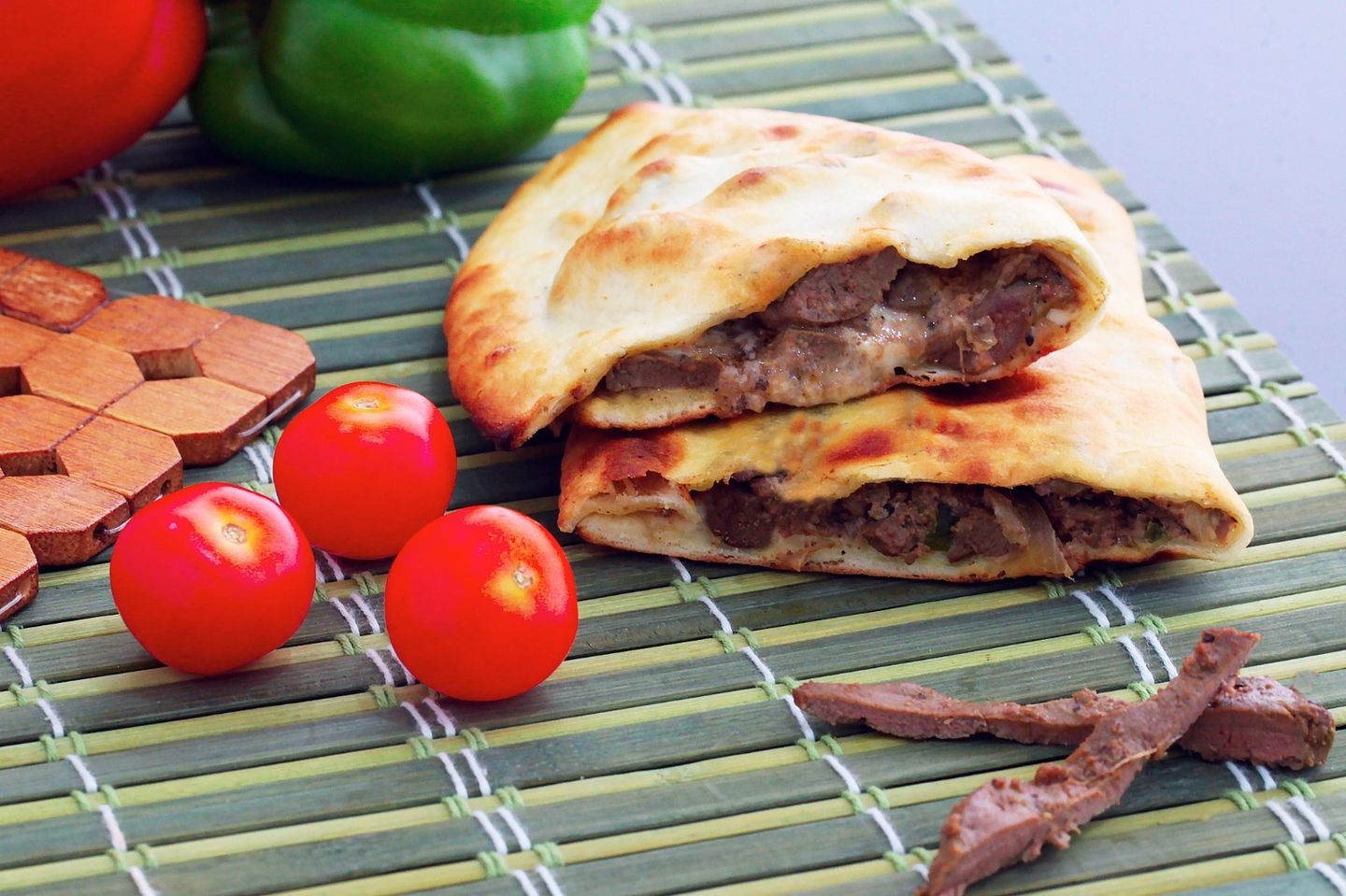 فطيرة كبدة بالجبن