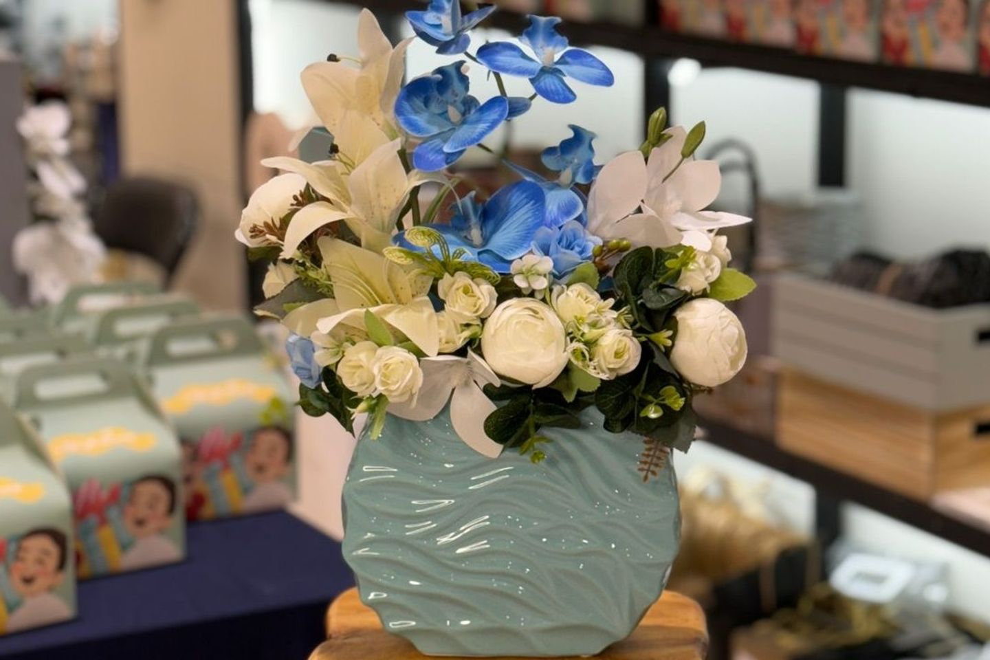 Vase 11