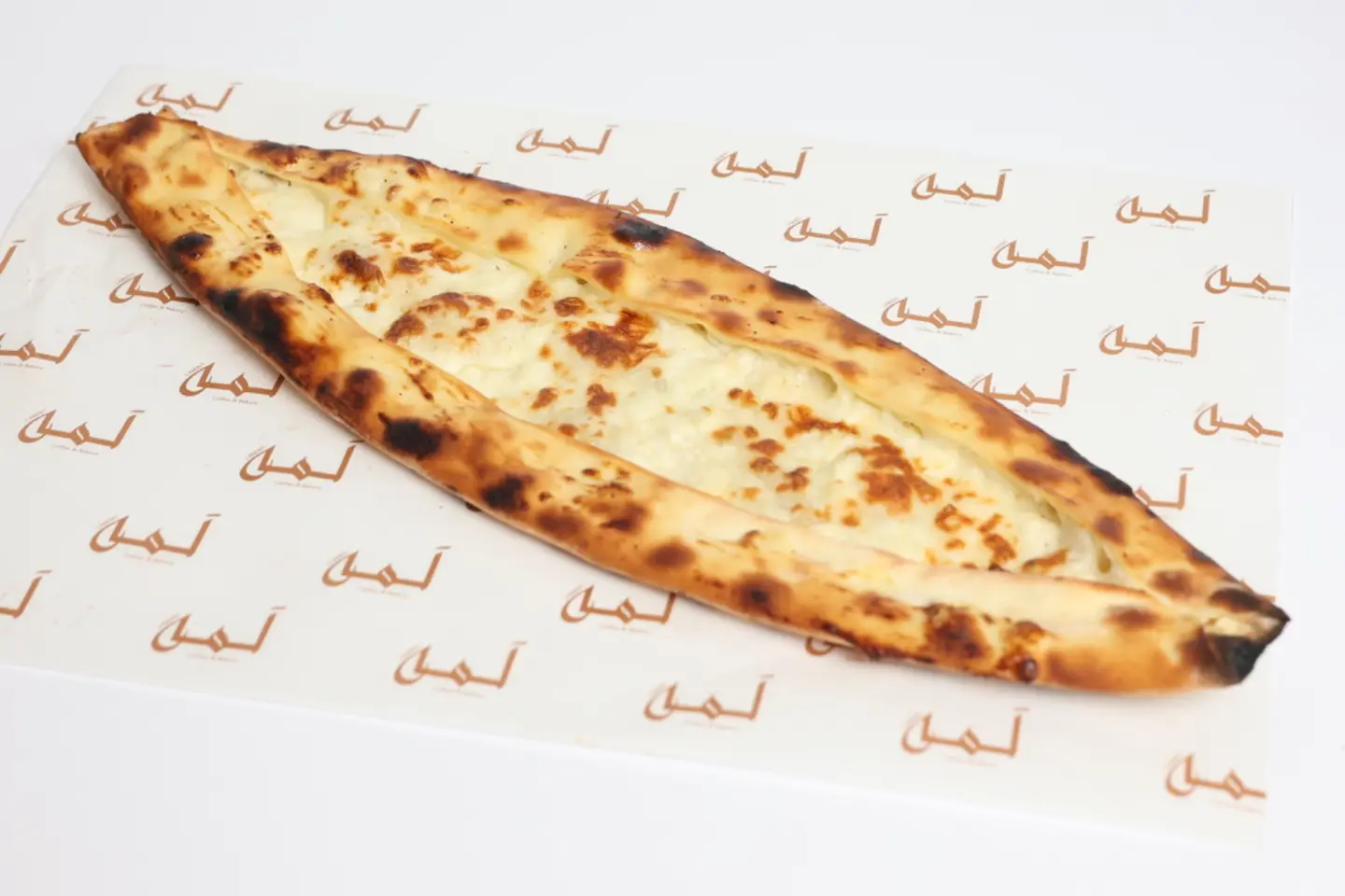 فطيرة مكس الاجبان