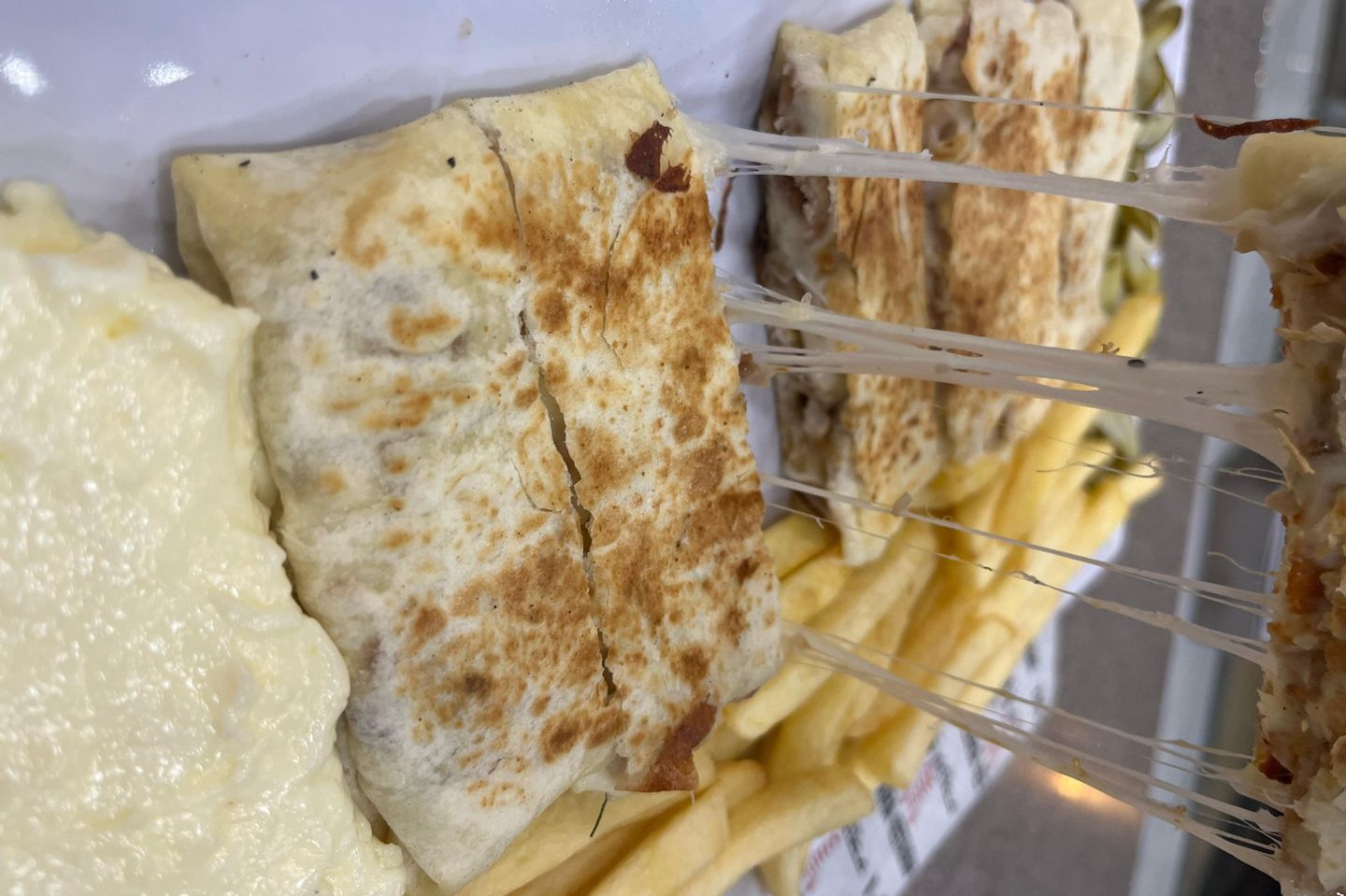 Arabo Chicken Shawarma With Mozzarella