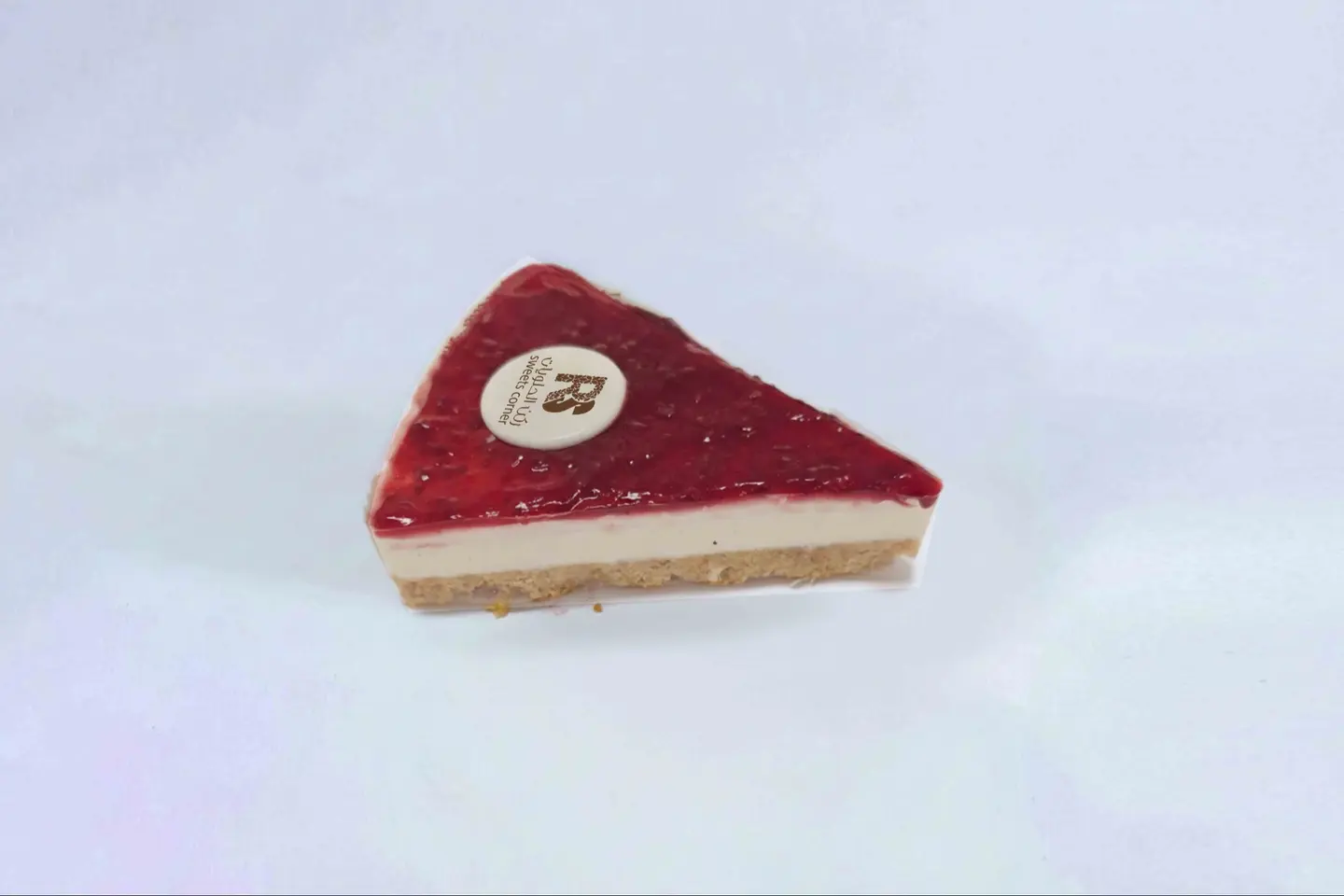 قطعة تشيز كيك فراولة