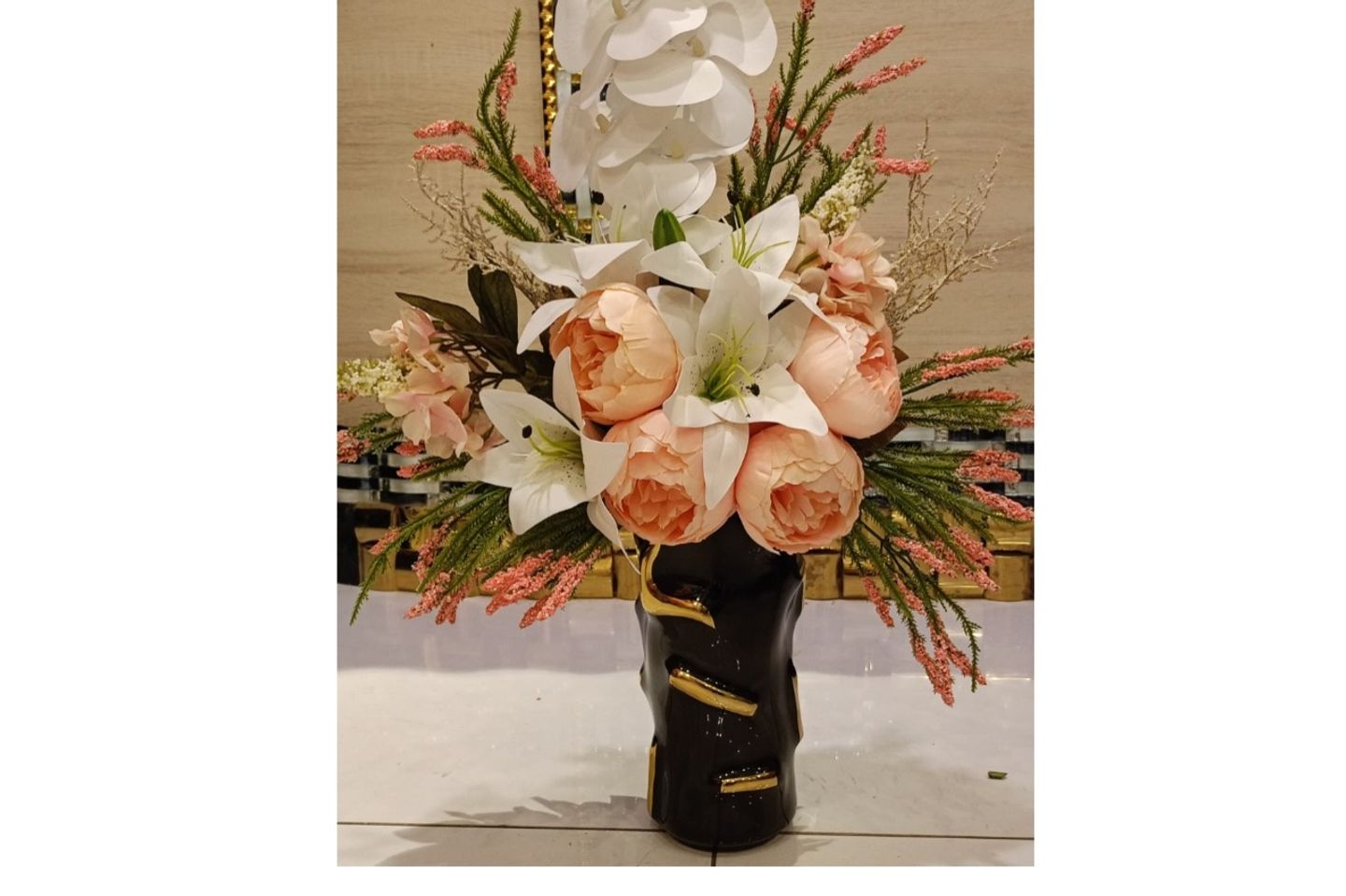 Elegant Black Vase