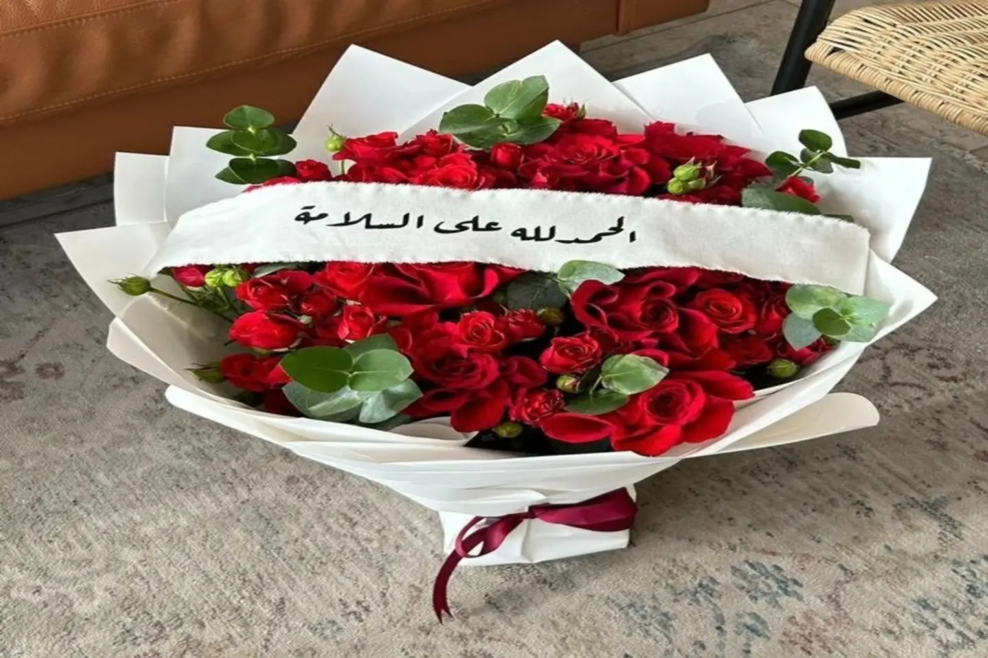 باقة الجوري الاحمر