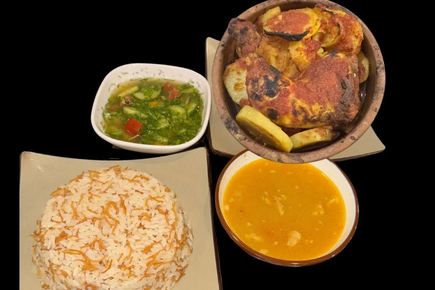 وجبة ربع دجاج فرن مع بطاطس + أرز مصري