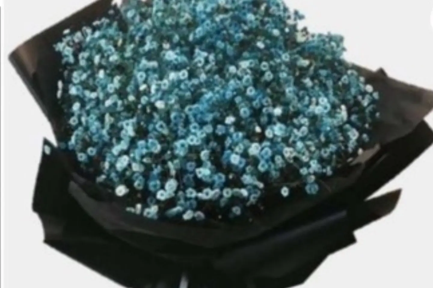 باقة ألماسه الزرقاء