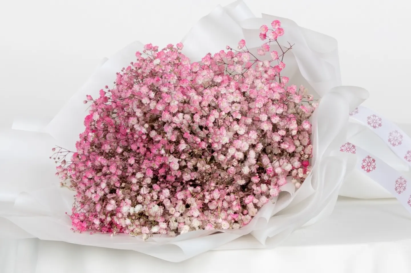 باقة جيبسوفيليا وردية