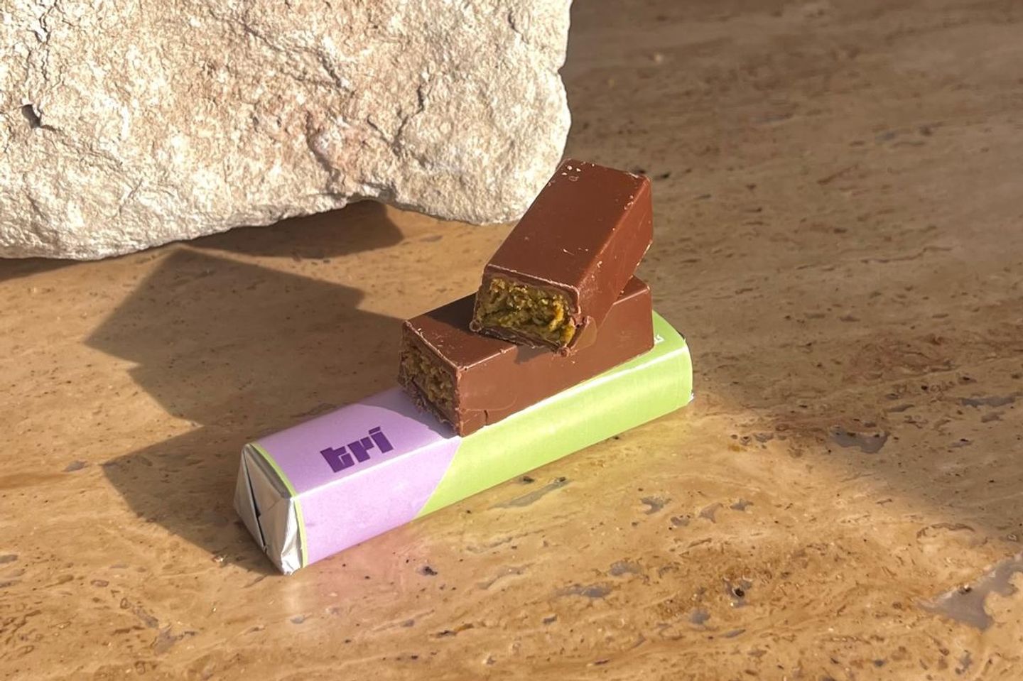 Kunafa Chocolate Bar