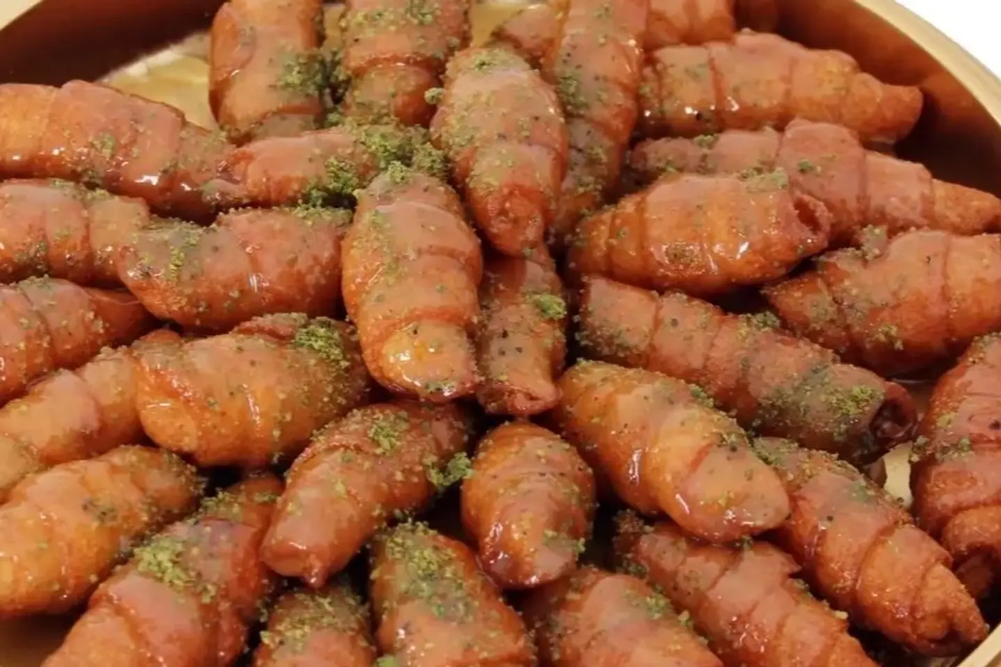 كروسان سميد صوص كراميل مملح بوكس ربع كيلو