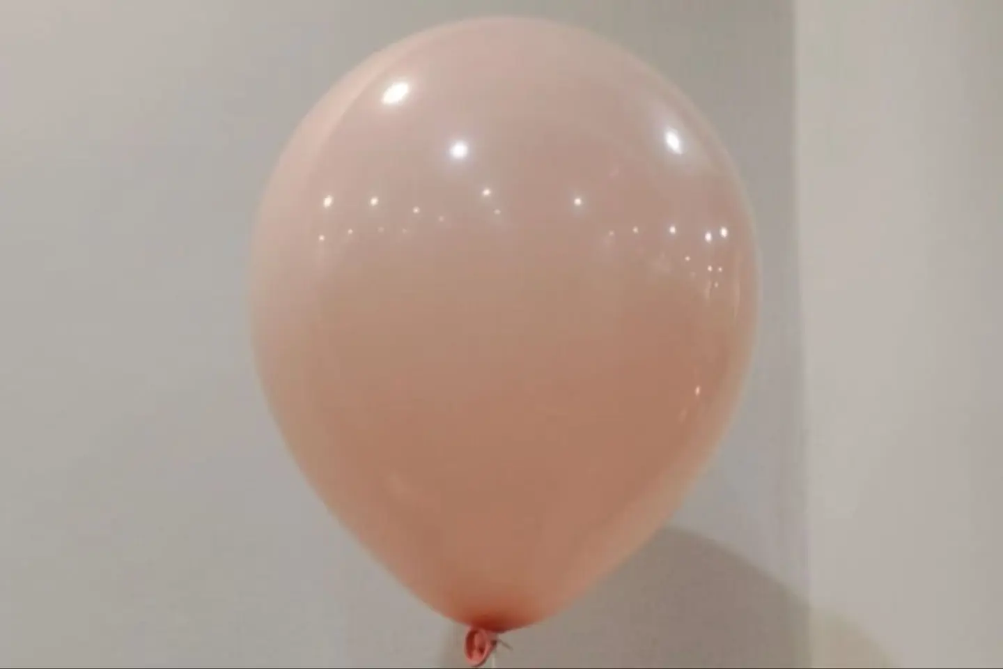 بالونة هيليوم_وردي فاتح