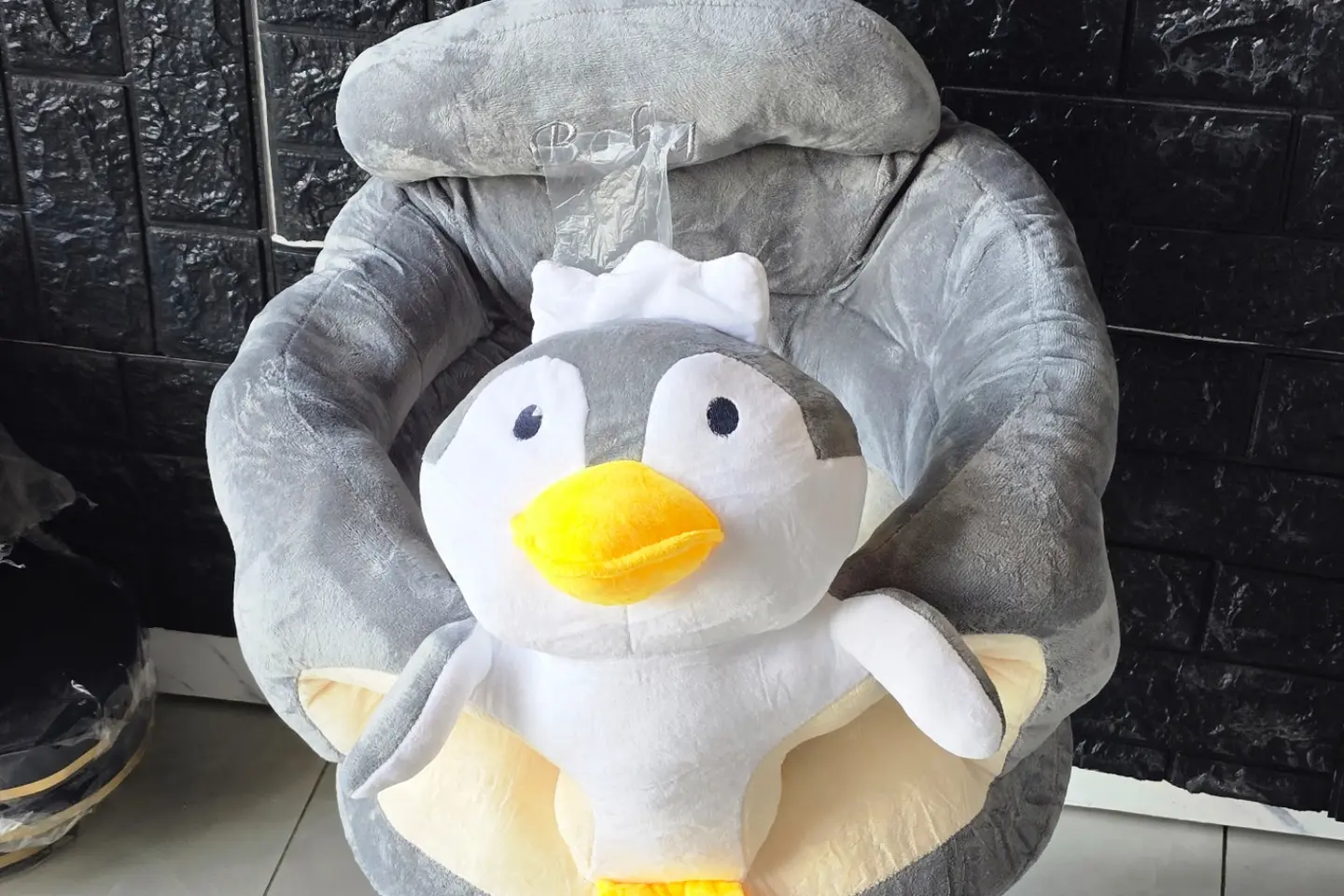 مقعد تعليم الجلوس للمواليد لون رمادي