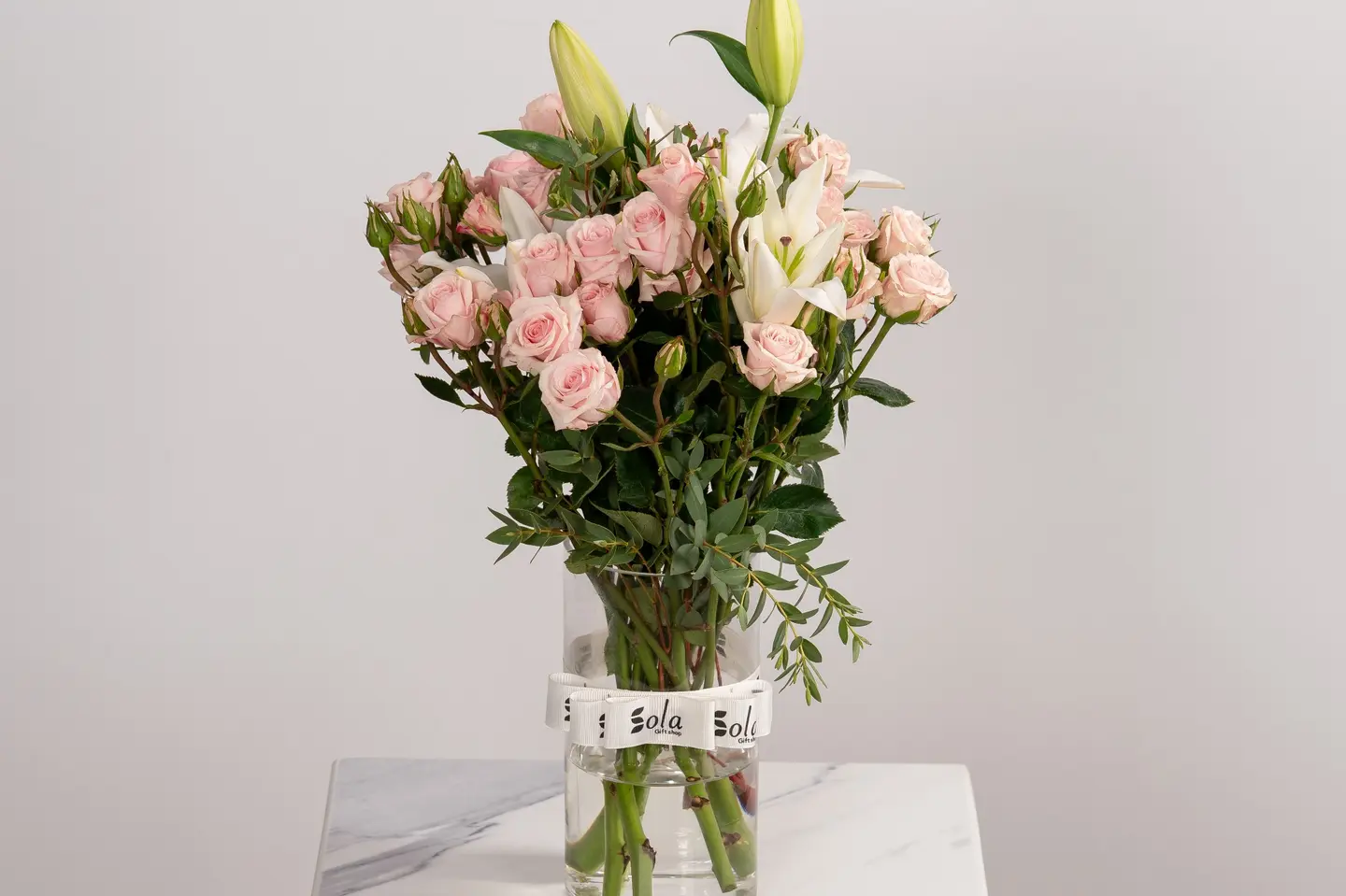 فازة زهور الإشراقة