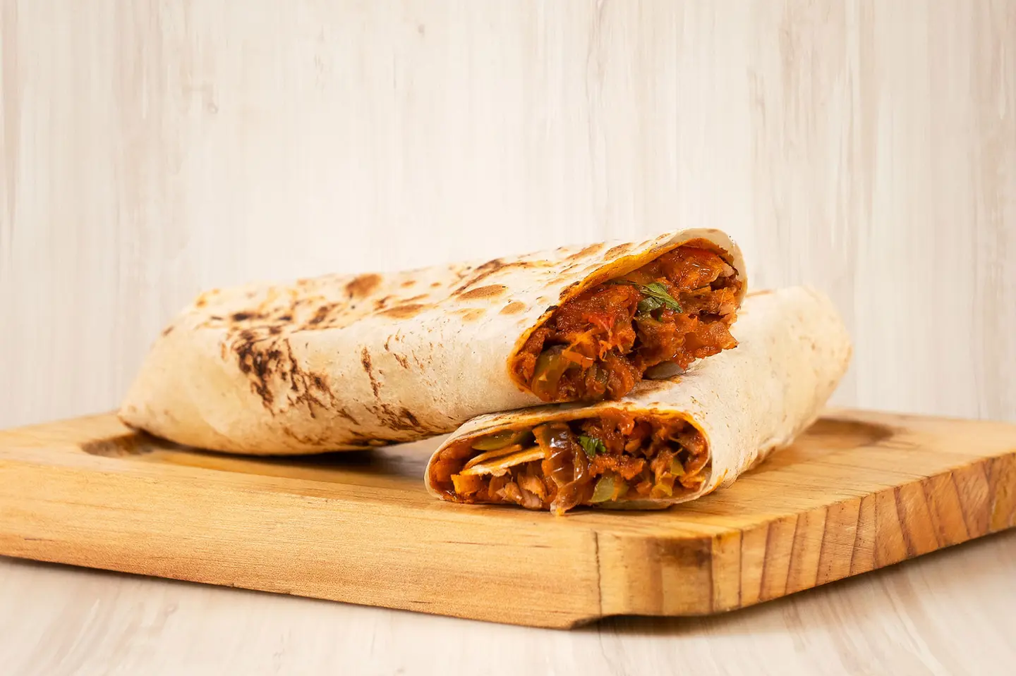 ساندوتش تونه صاج