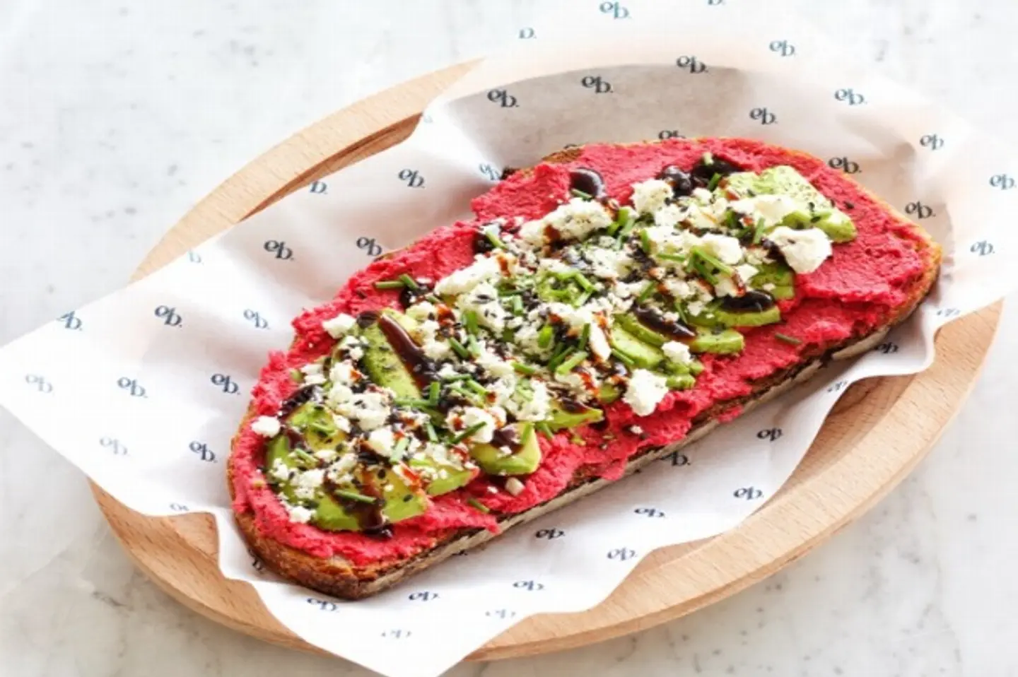 Hommos Beetroot Sandwich