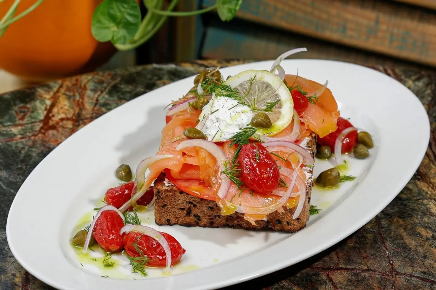 توست دي لوكس