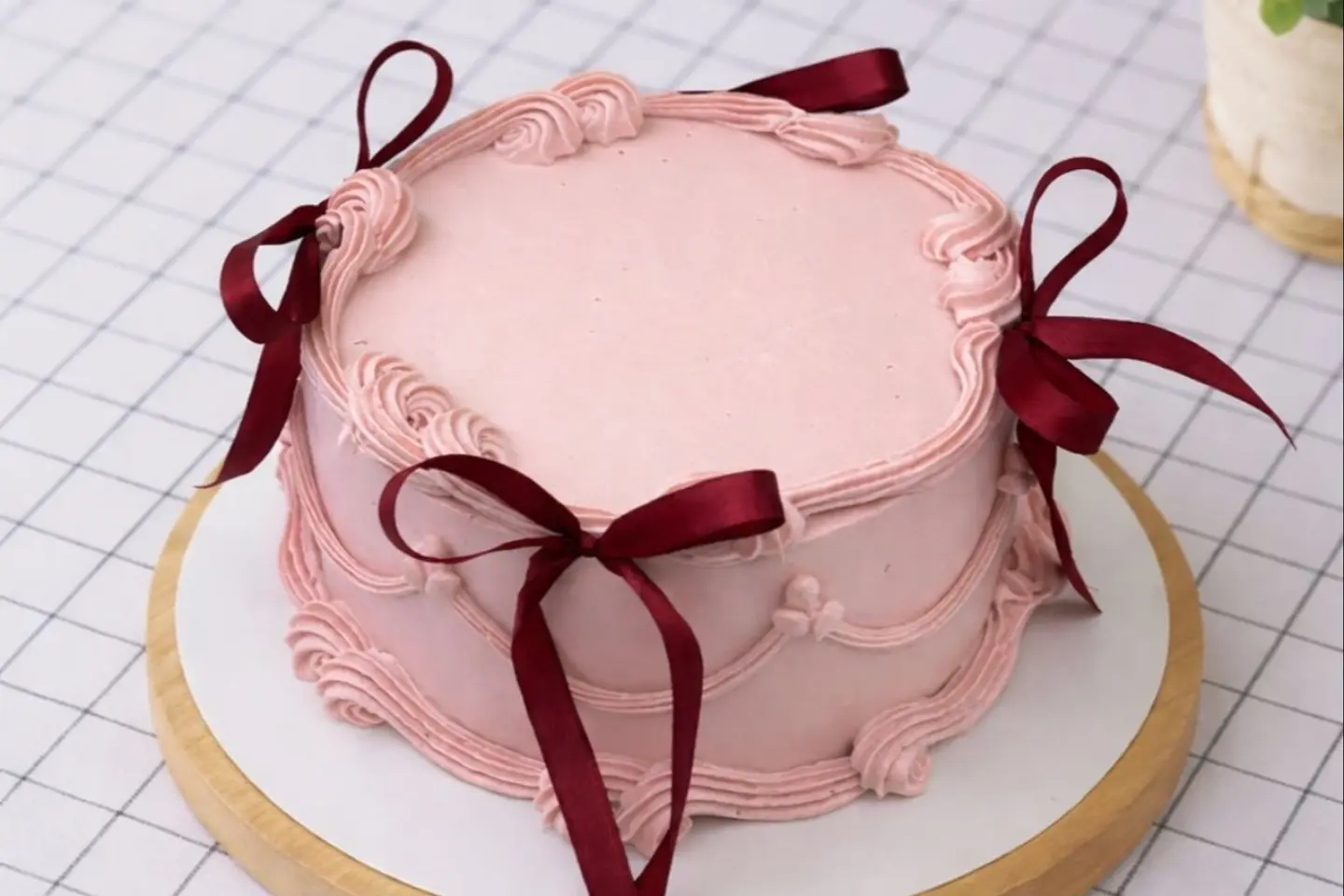 لنش كيك ربون - ريد فيلفت