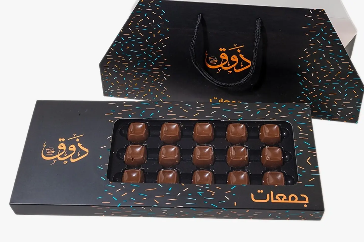 Tasteful Gathering Box With Caramel Filling