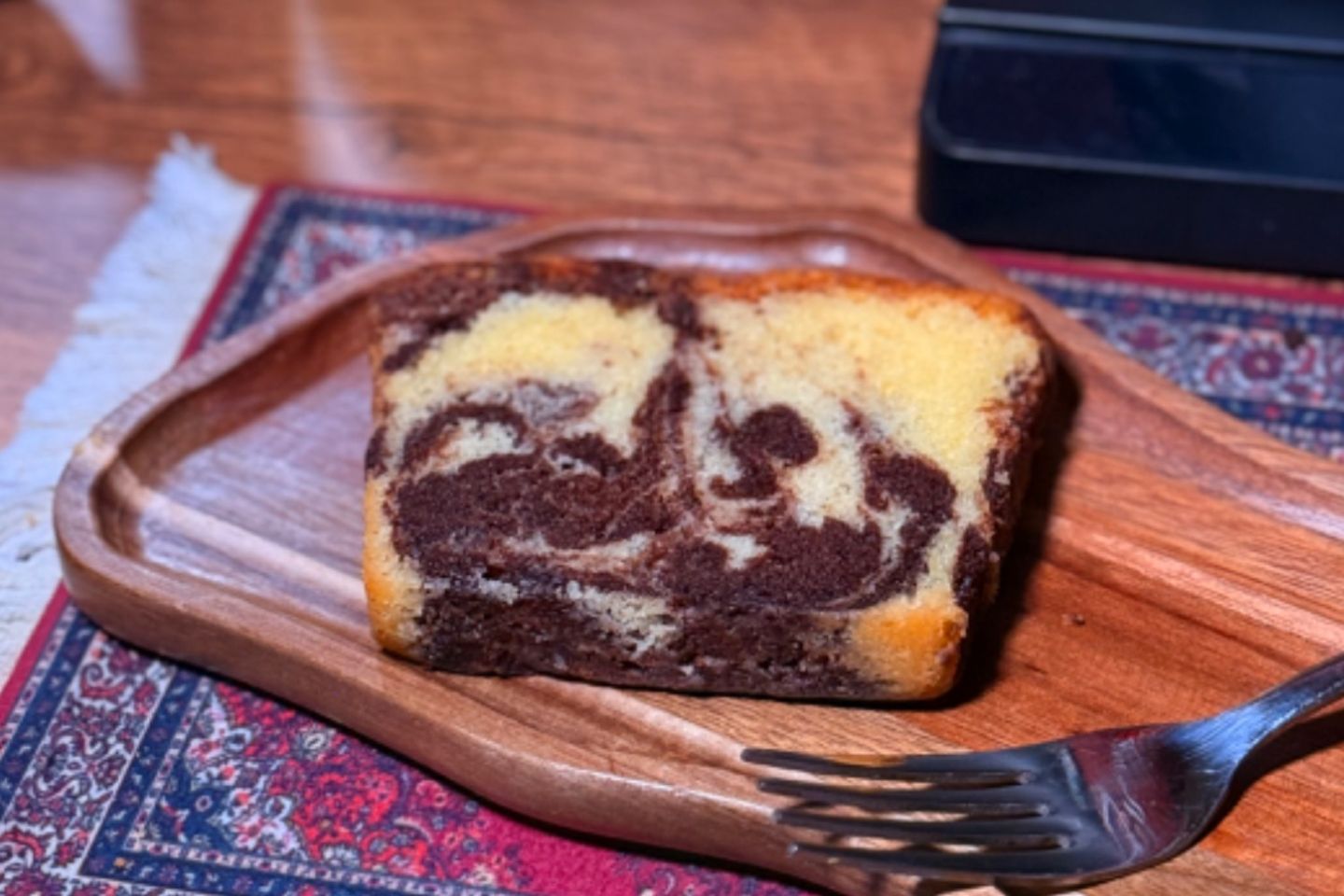 English Marille Cake