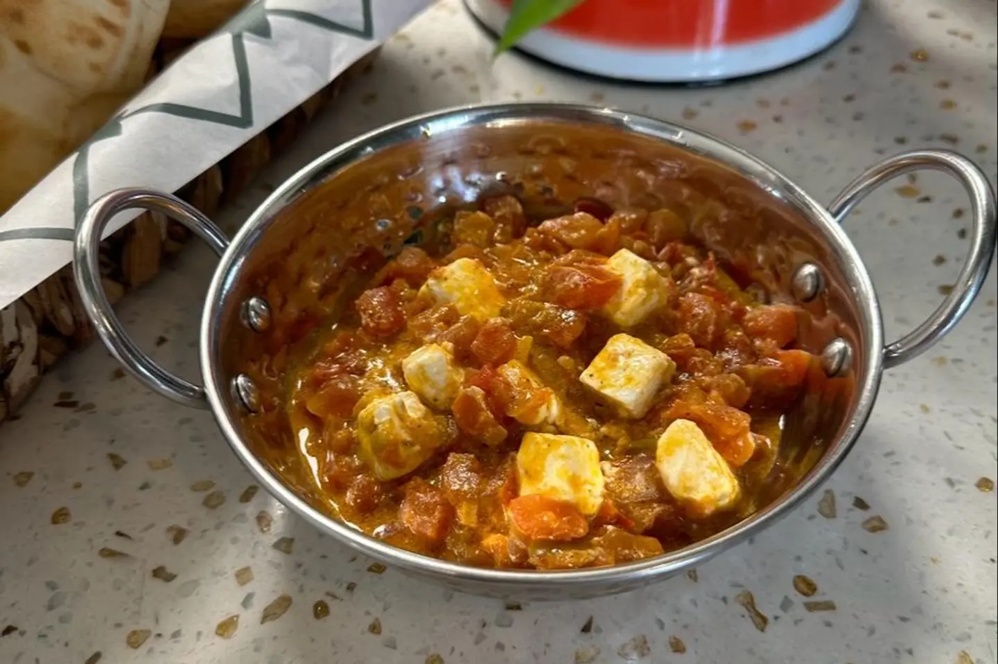 حمسة طماطم بالجبنة