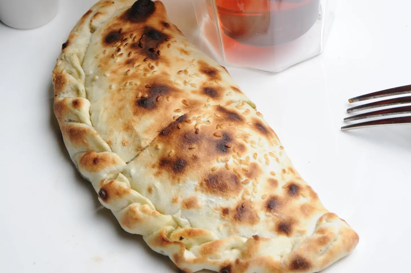 كالزوني ال ٣ اجبان