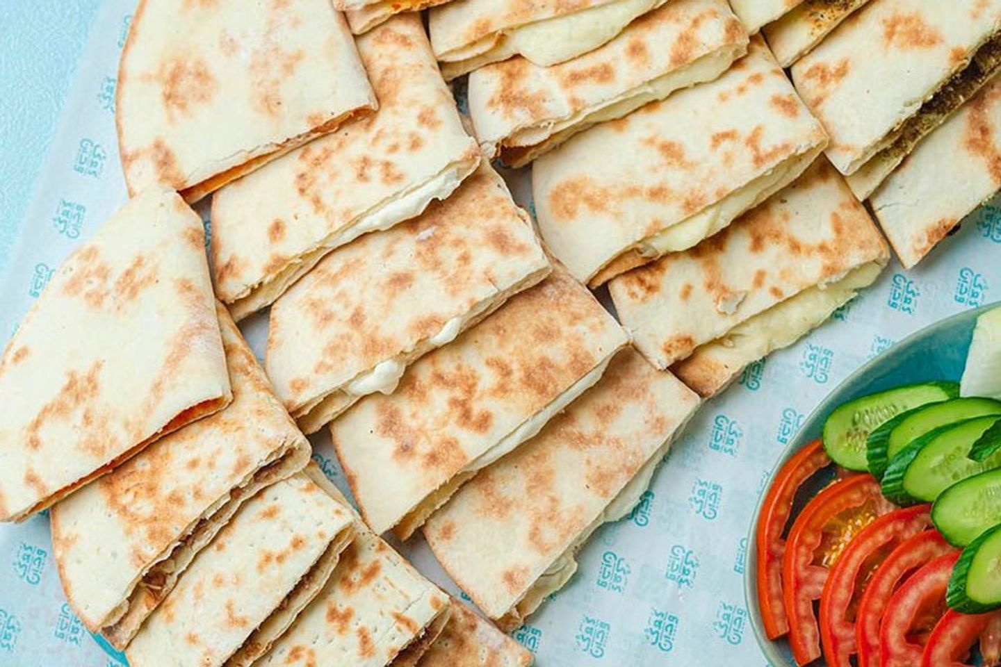 فيروز بوكس ٣ اشخاص