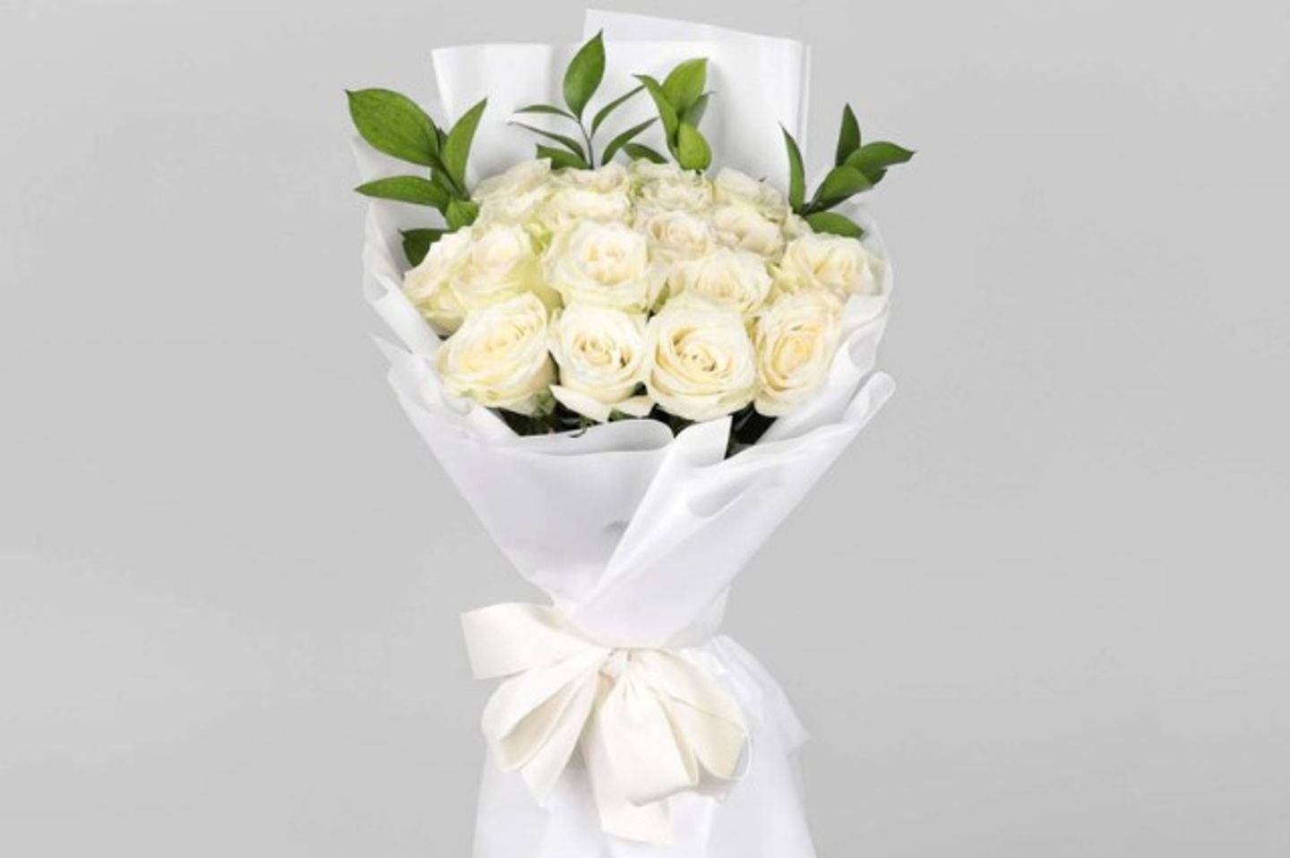 Bouquet Of 20 White Roses