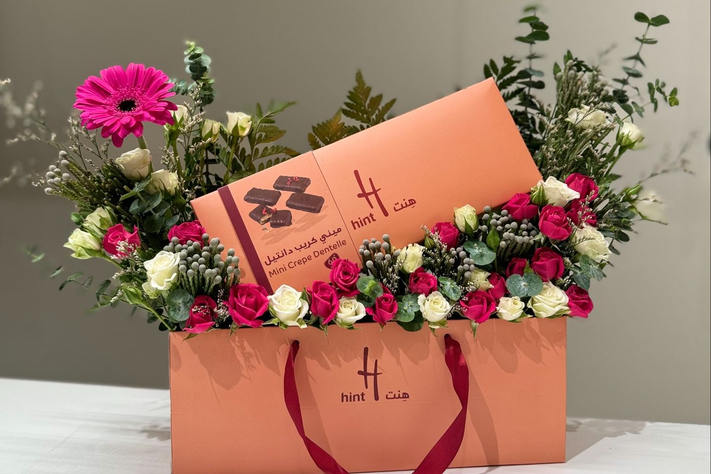 Hint Chocolate With Natural Roses