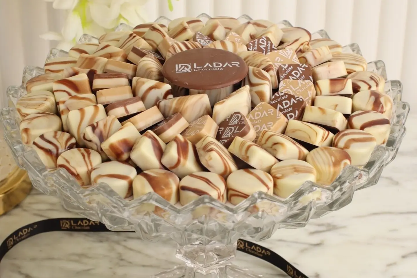 1200 1250g Marble Chocolate Perfect Balance Between Sweetness And Crunch