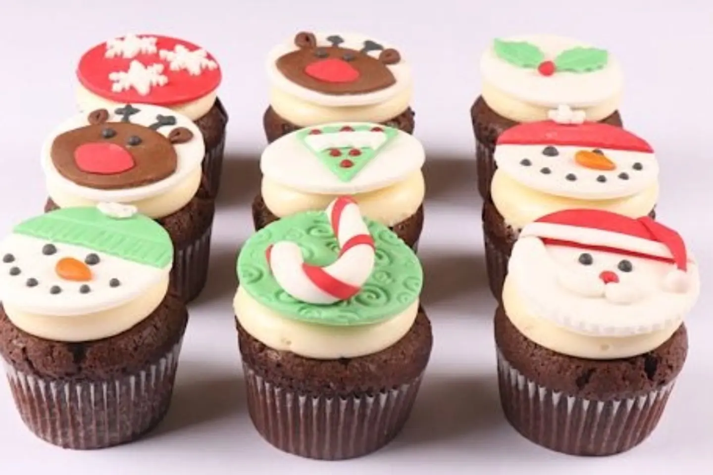 مجموعة المافن المزخرفة المكونة من ستة قطع مجموعة الشتاء