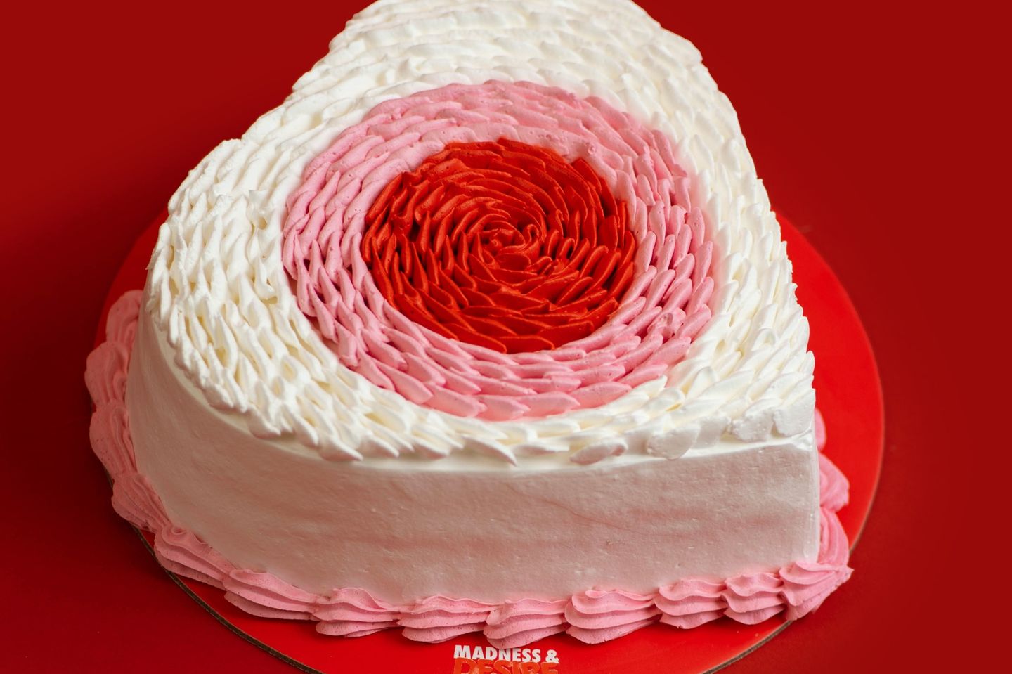 Valentine White Heart Cake