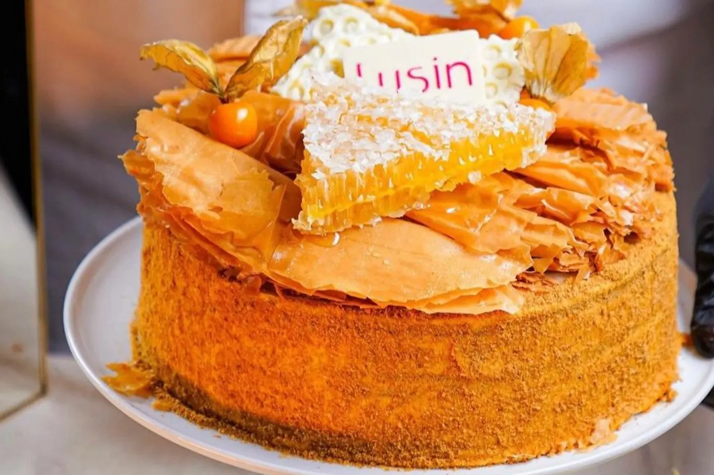 Honey Cake Big