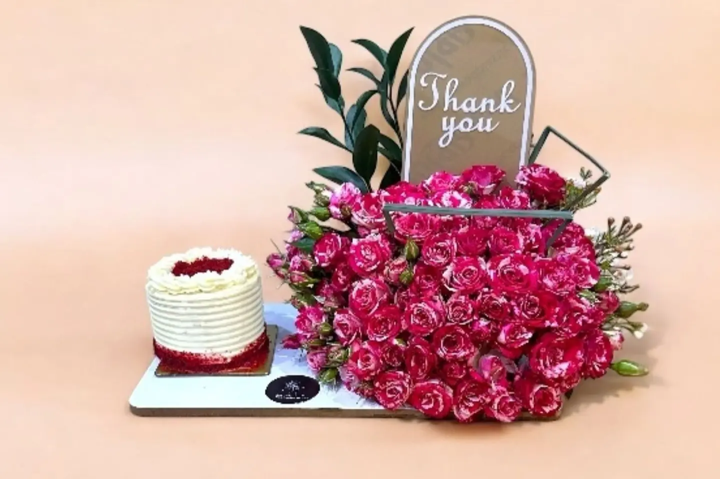 كيكه مع بيبي لونين -شكرا