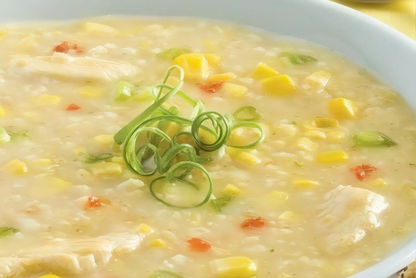 شوربة الدجاج بالذرة