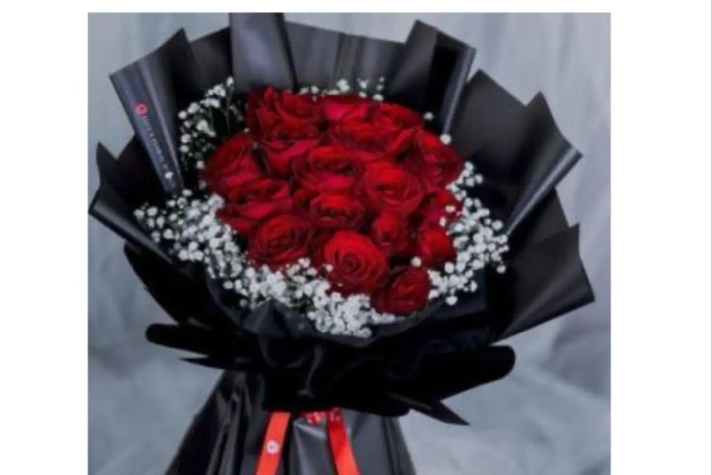 Baqat Warada Hamra' Liras Alsana