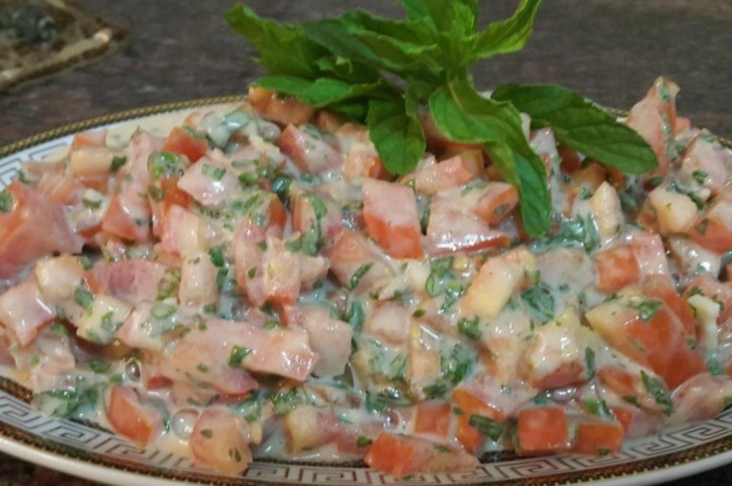 سلطة طحينة