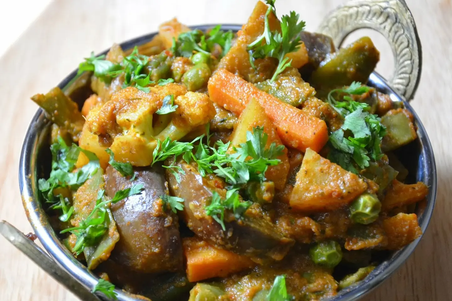 Veg Korma With Rotti