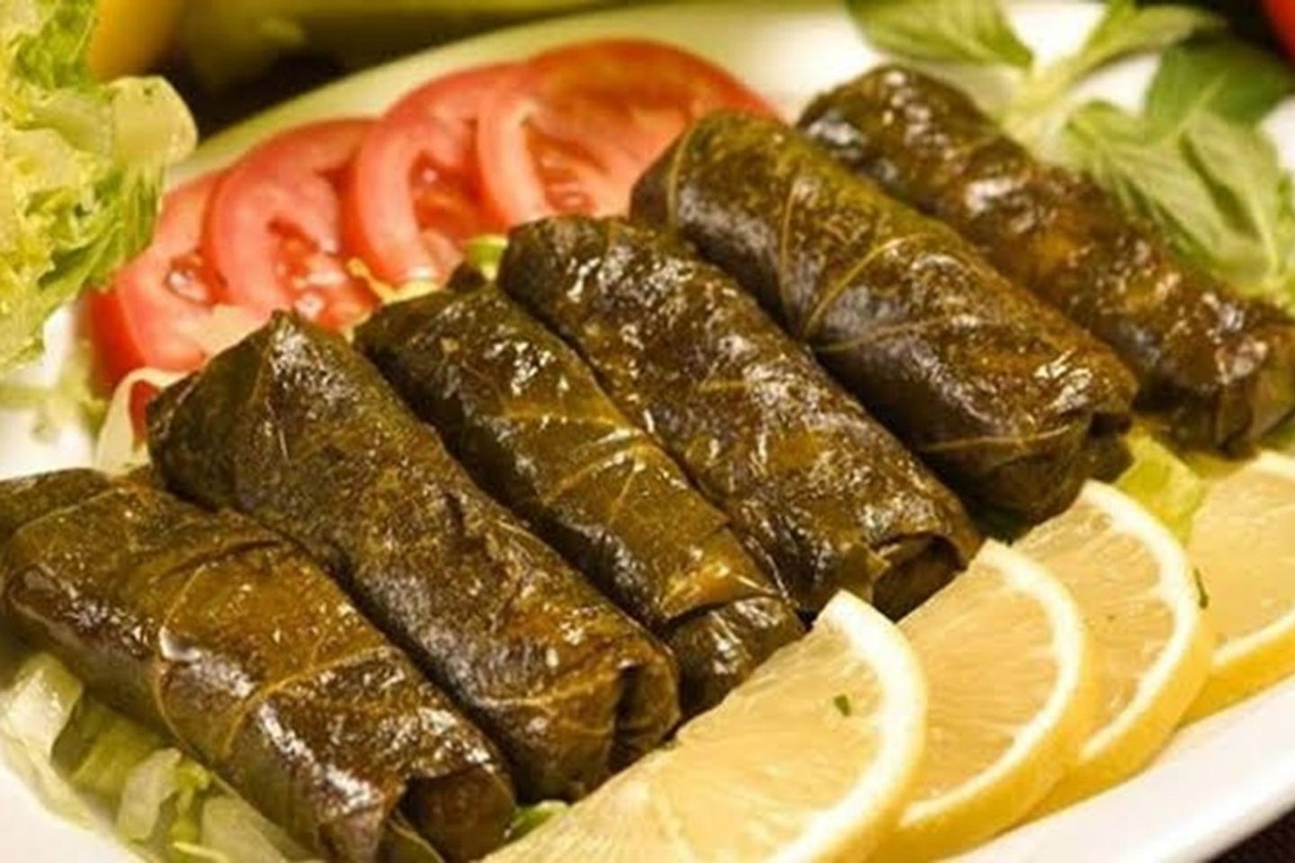 ورق عنب ساخن