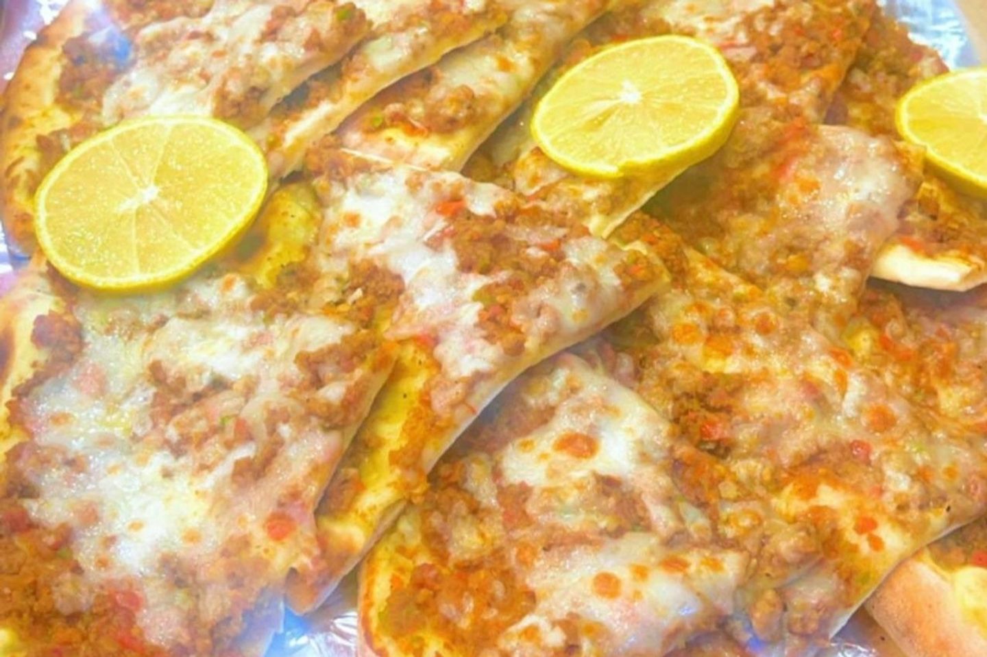 فطيرة لحم جبن