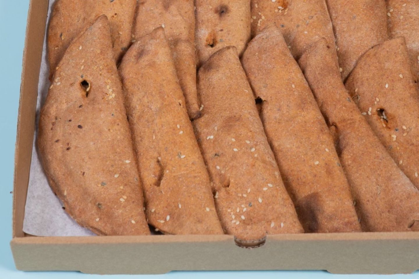نص درزن جبن بالخبز الأحمر الحساوي