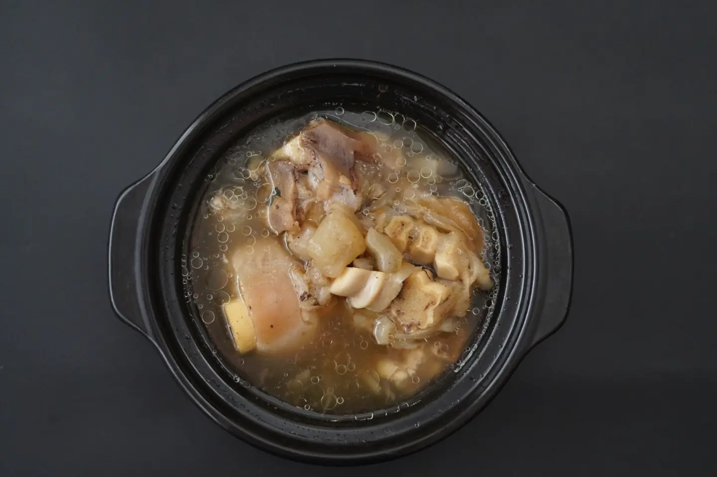 طاجن كوارع بالشوربه