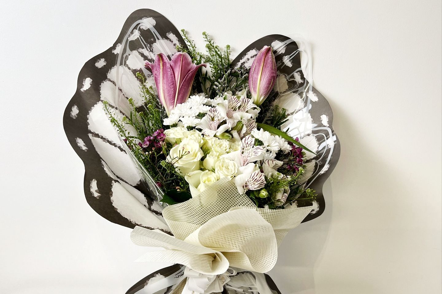 Butterfly Mix Flowers Bouquet