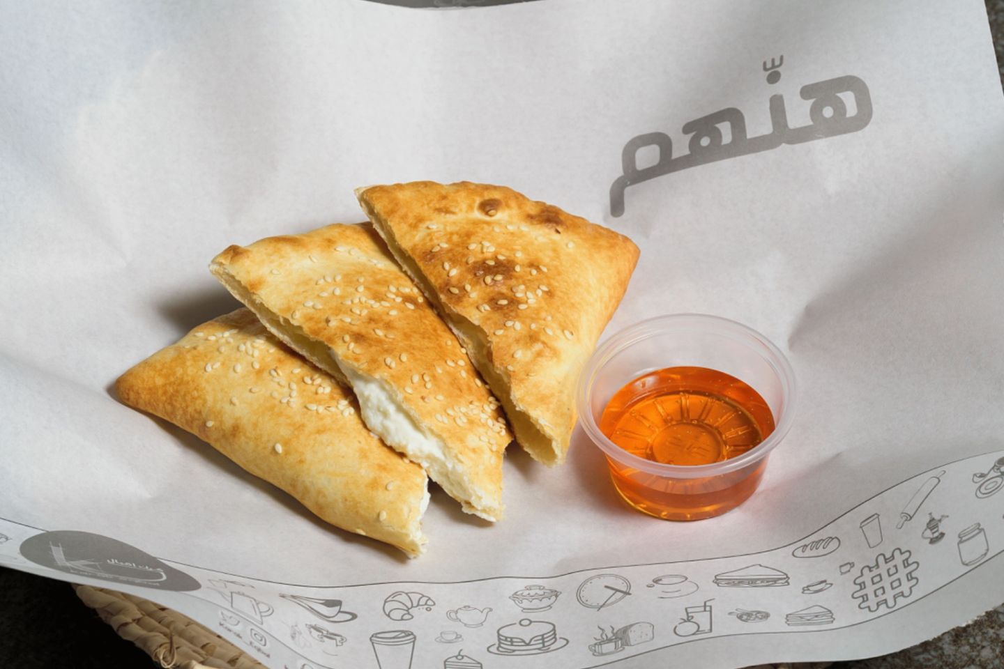 فطيرة لبنة وعسل