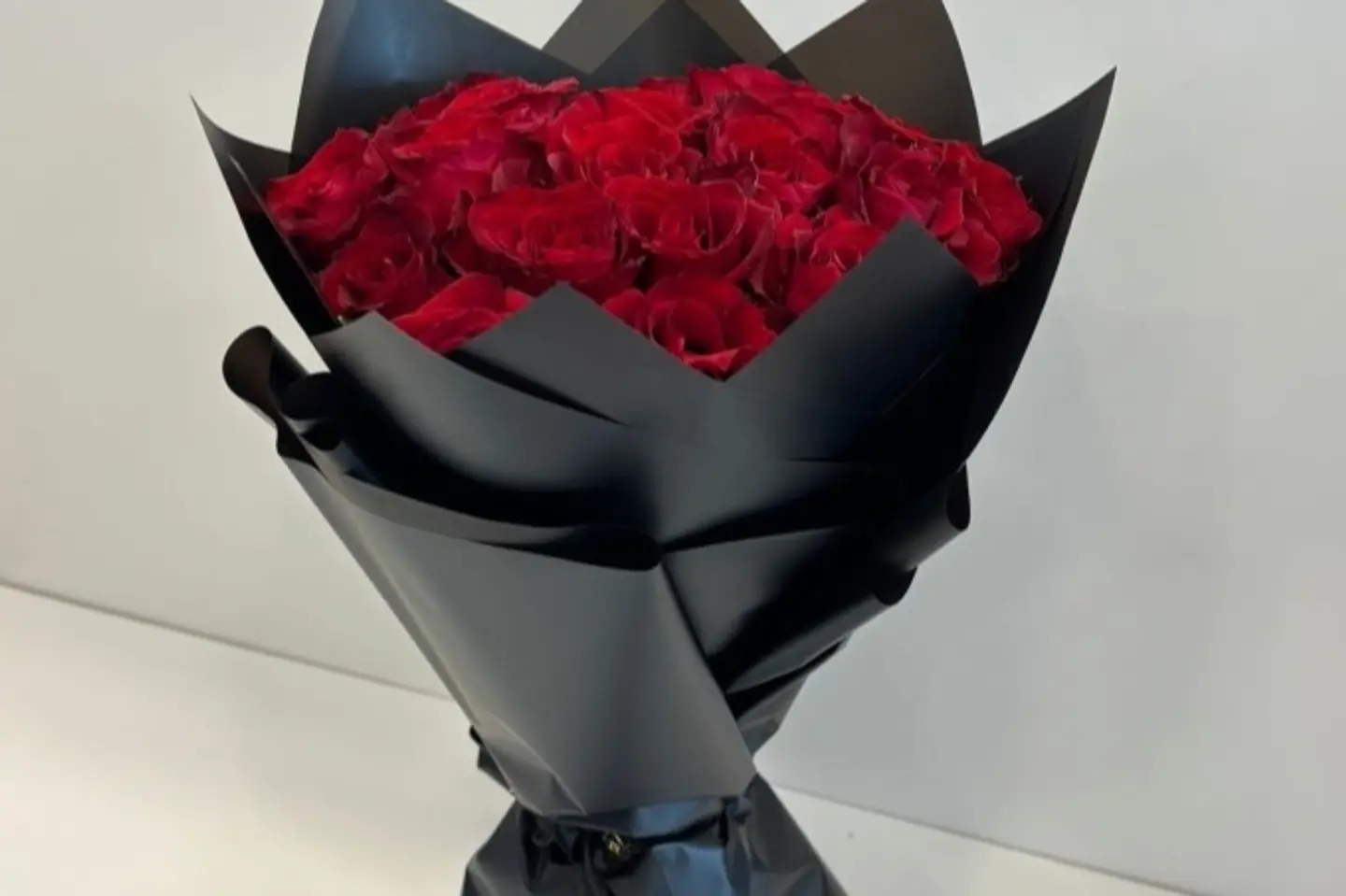 15 Red Roses Bouquet