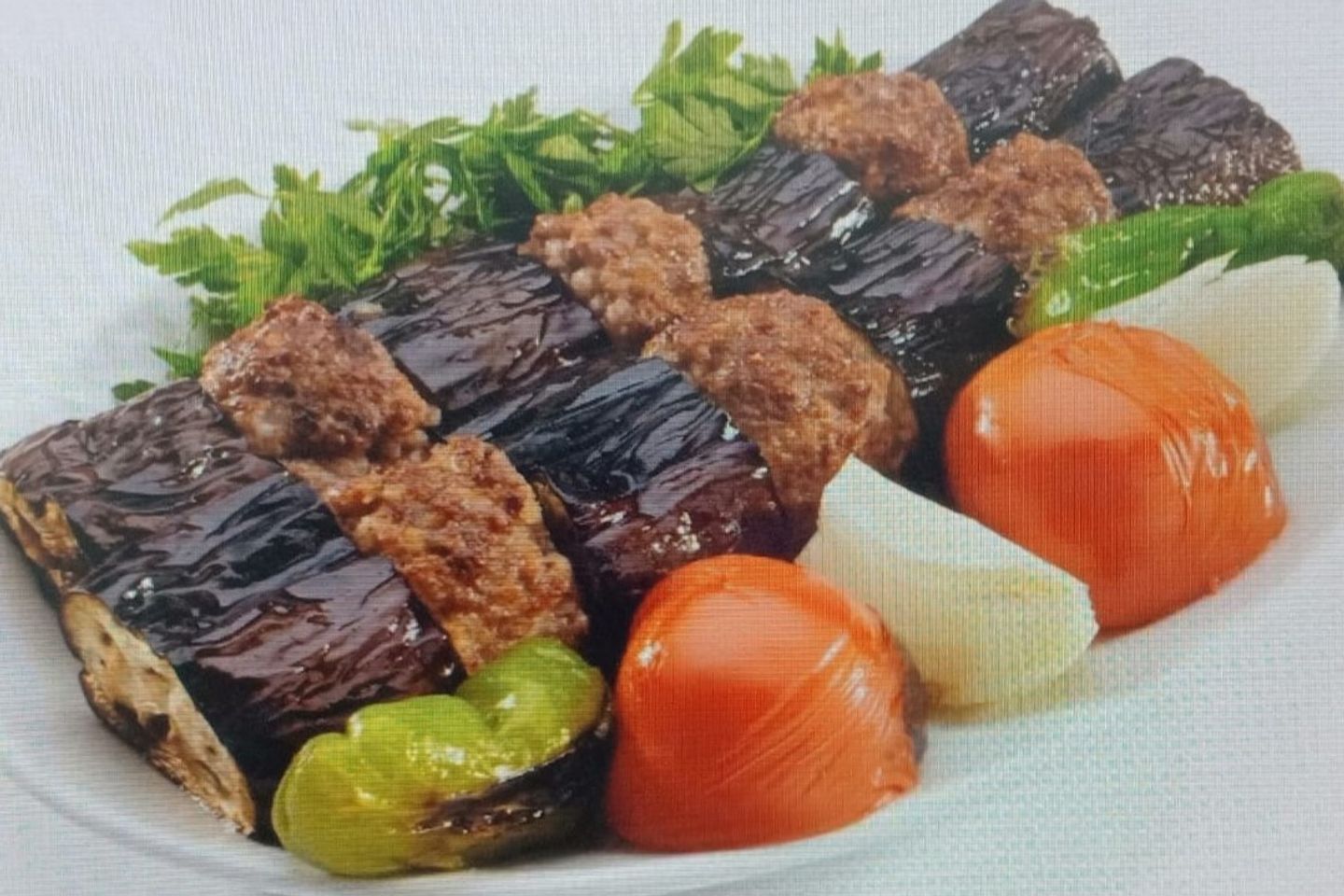 صحن كباب باذنجان وسط