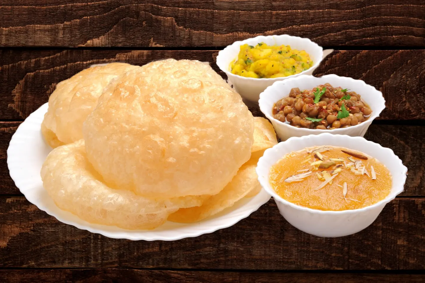 Halwa Puri Channa