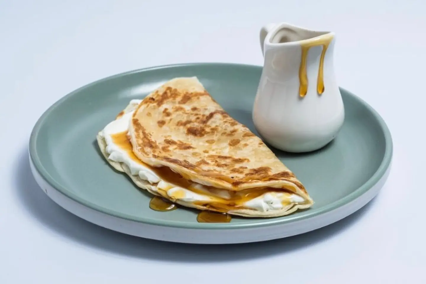 شباتي جبنة وعسل