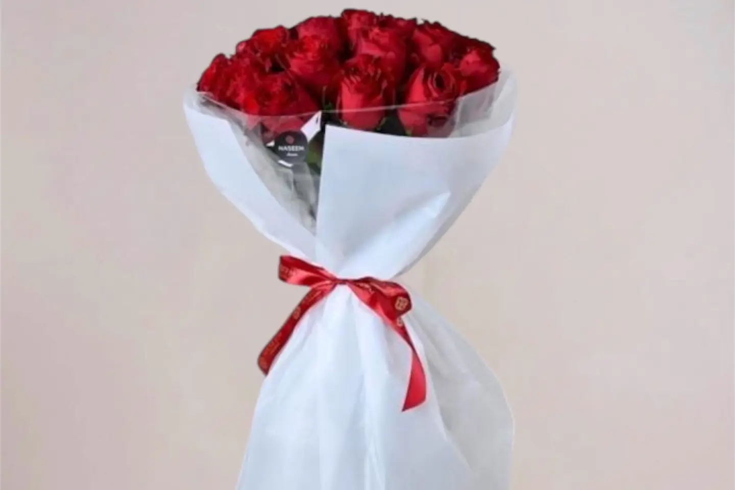 باقه ورد احمر هديل