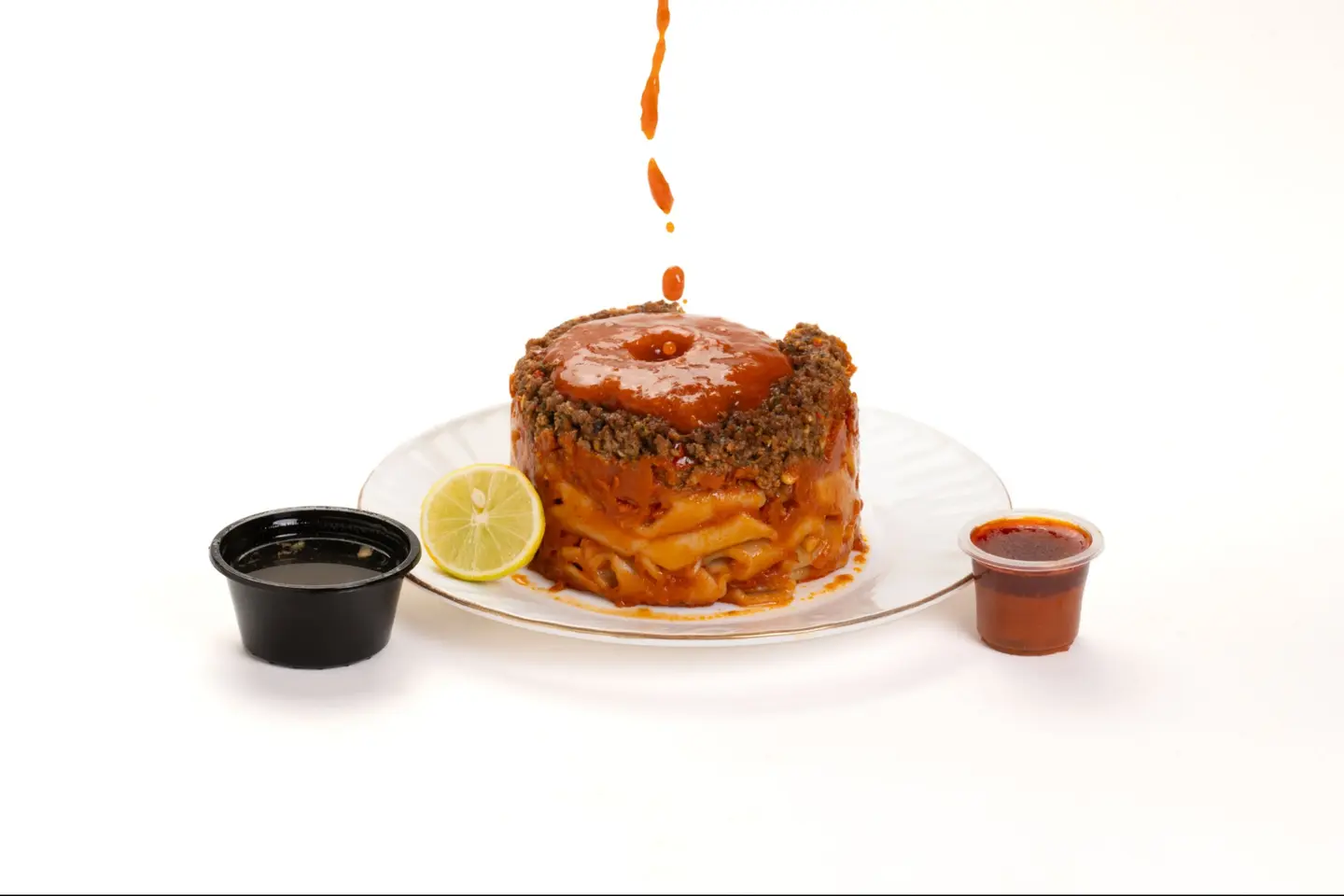 طاجن مكرونة باللحم