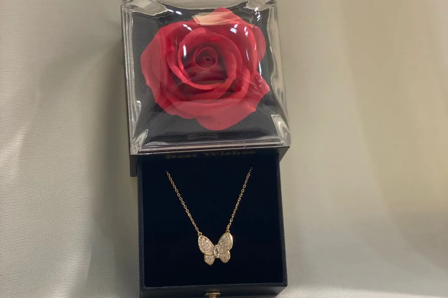 Permanent Powder Necklace