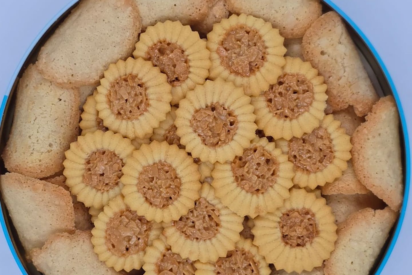 علبة تويل وسابليه